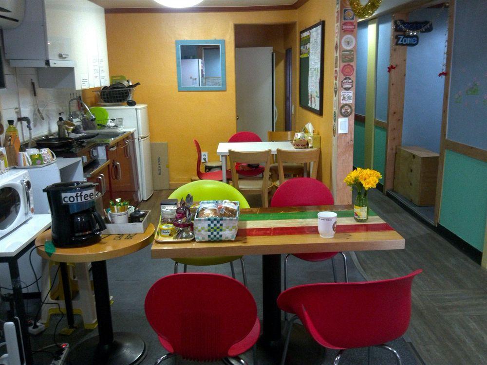 Yakorea Hostel Itaewon Séoul Extérieur photo